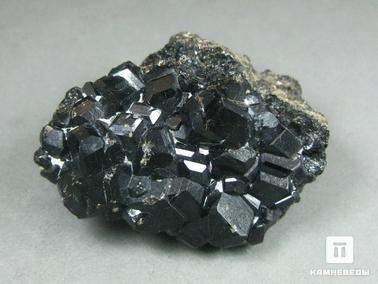 Андрадит, Меланит (чёрный гранат), Гранат. Андрадит (меланит), друза 5х3,5х3 см