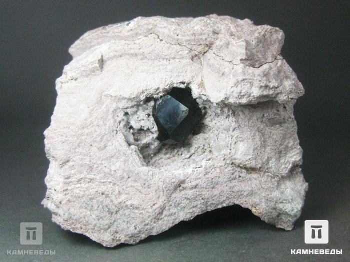 Гранат (альмандин) в риолите, 6,4х5х5 см, 10-182, фото 2