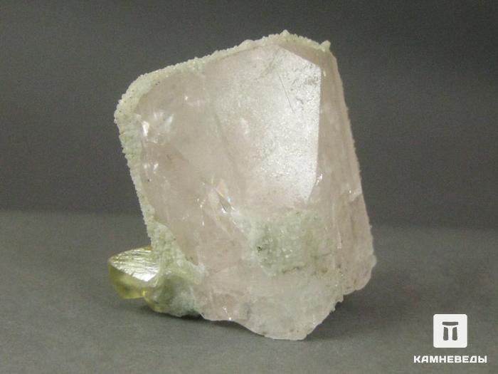 Данбурит, кристалл 3,9х3,2х2,5 см, 10-179/1, фото 1