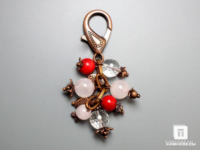 Брелок для ключей с розовым кварцем, горным хрусталём (кварцем) и красным кораллом, 60-10/1, фото 1