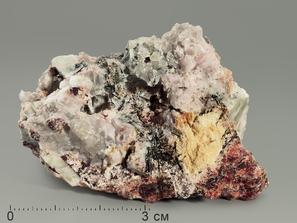 Баритолампрофиллит, Апатит, Манганоэвдиалит. Баритолампрофиллит с манганоэвдиалитом и апатитом, 7,1х4,4х4,3 см