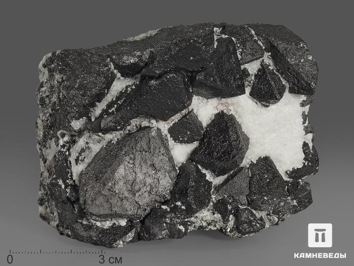 Магнетит, сросток кристаллов 9,5х7,1х6,1 см, 10-189, фото 1