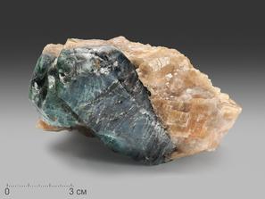 Кальцит, Апатит. Апатит на кальците, кристаллы 11,2х8,7х5,6 см
