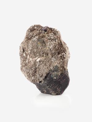 Гранат, Альмандин, Мусковит. Гранат (альмандин), кристалл на мусковите 7,5х4,7х3,5 см