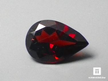 Гранат. Гранат, огранка 7х5х3 мм (0,6 ct)