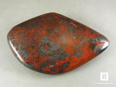Тейский жад. Хантигирит (тейский жад), полировка 9,4х5,9х2,2 см