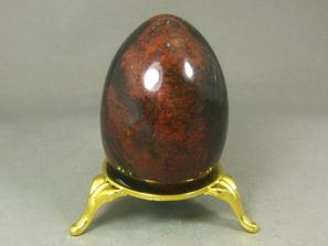 Тейский жад. Яйцо из хантигирита (тейского жада), 6,1х4,4 см