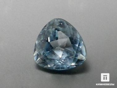 Топаз. Топаз голубой, огранка 6х6х3,5 мм (0,8 ct)