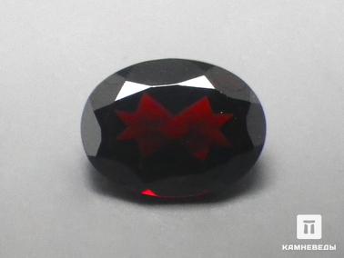 Гранат. Гранат, огранка 8х6х4 мм (1,3 ct)
