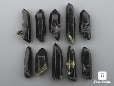 Дымчатый кварц, Раухтопаз. Раухтопаз (дымчатый кварц), полированный кристалл 3-3,5 см