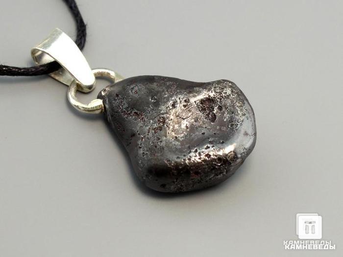Кулон из метеорита Сихотэ-Алинь, индивидуал 2,3х1,7х0,7 см, 40-79/36, фото 1