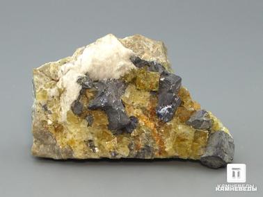Галенит, Флюорит. Галенит на флюорите, 6,9х5,1х4 см