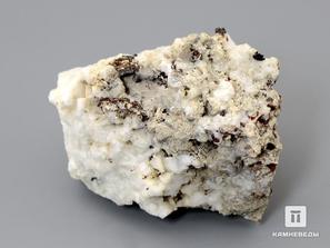 Манганбелянкинит. Цепинит-Ca с манганбелянкинитом и манганонептунитом, 6,2х4,5х3,3 см