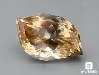 Топаз. Топаз, огранка 50,3х30,3х25,2 мм (261 ct)