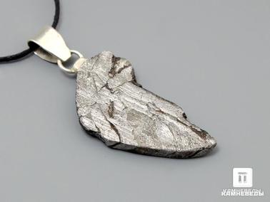 Метеориты. Кулон из метеорита Сеймчан, 3,8х1,8х0,3 см