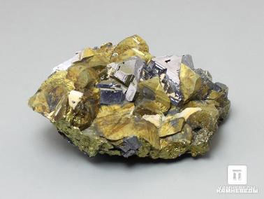 Галенит. Халькопирит с галенитом, 5,4х3,8х2,3 см