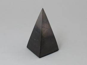 Пирамида из шунгита, полированная 3х3х7 см