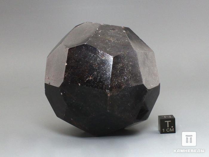 Альмандин (гранат), приполированный кристалл 7,5х7,4х7,3 см, 11-113, фото 3