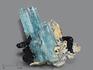 Аквамарин (голубой берилл) с шерлом, сросток кристаллов 4,5х4,4х2,5 см, 10-29/33, фото 1