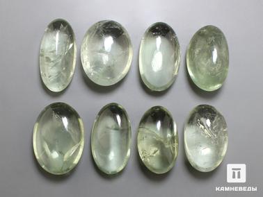 Кварц, Празиолит. Празиолит (зелёный кварц), галтовка 2-2,5 см