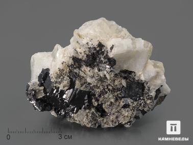 Кальцит, Сфалерит, Пирит. Кальцит со сфалеритом и пиритом, 8х7,1х5 см