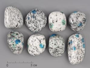 Азурит в граните (камень K2), галтовка 2-3 см