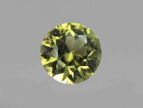 Хризолит (оливин), огранка 6х4 мм (0,8 ct)