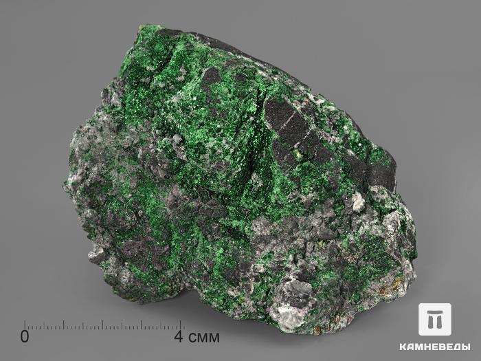Уваровит (зелёный гранат), 11х8,5х6,2 см, 10-111/39, фото 1