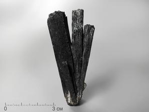 Ильваит, сросток кристаллов 5-6 см