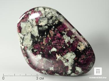 Эвдиалит. Эвдиалит, полированная галька 7,7х5,4х2,4 см