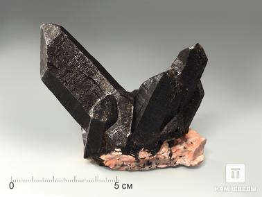 Морион (чёрный кварц), Микроклин. Сросток кристаллов мориона на микроклине, 8,7х6,5х4 см