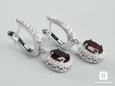 Гранат, Альмандин. Серьги с альмандином (гранатом) и фианитами, огранка