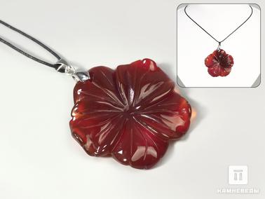 Сердолик, Халцедон. Кулон из сердолика (халцедон), цветок