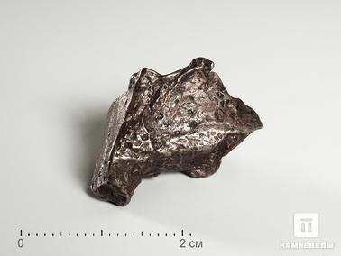 Метеориты. Метеорит Сихотэ-Алинь, осколок 2,5х1,6х1,2 см (11,2 г)