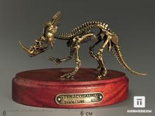 Модель скелета динозавра STYRACOSAURUS