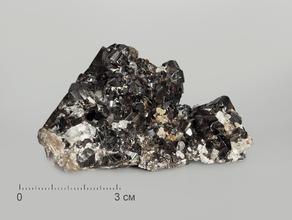 Касситерит с кварцем, топазом и бертрандитом, 5,5х4,6х3,2 см