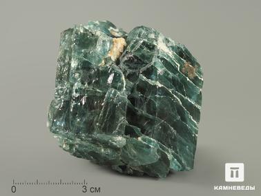 Апатит, Фторапатит. Апатит, кристалл 6,3х5,8х5,6 см
