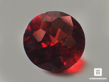 Гранат, Альмандин. Альмандин (гранат), огранка 7,5х4,5 мм (1,6 ct)