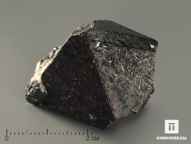 Магнетит. Магнетит, кристалл 3-3,5 см