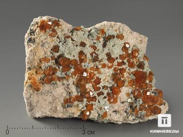 Гранат, Спессартин. Спессартин (гранат), кристаллы на граните 5,9х4,2х3,9 см