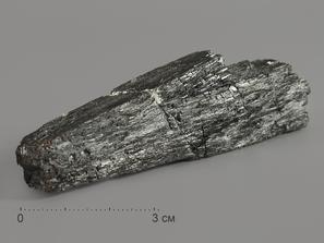 Ильваит, сросток кристаллов 6,5х2 см