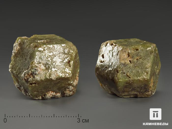 Гроссуляр (зелёный гранат), кристалл 3-4 см, 10209, фото 2