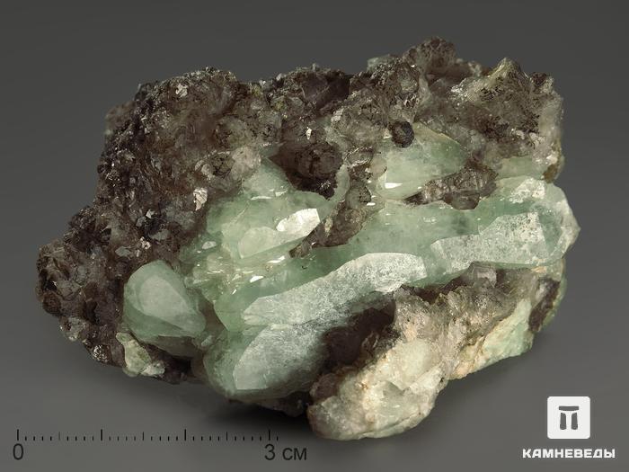Датолит с кристаллами кварца и кальцита, 7,6х6,4х4 см, 10393, фото 1