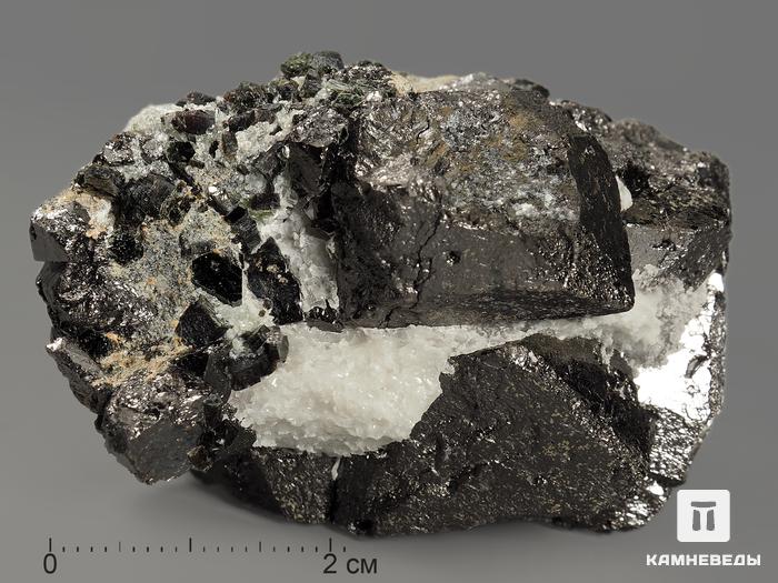 Магнетит, сросток кристаллов 5,9х3,7х3,6 см, 11449, фото 1