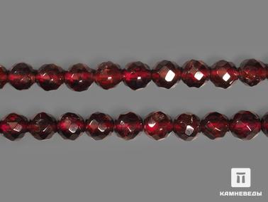 Гранат, Альмандин. Бусины из альмандина (граната), 74 шт. на нитке, огранка 5-6 мм