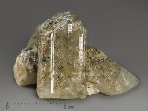 Топаз, сросток кристаллов в пластиковом боксе 2,3х1,7х1,5 см