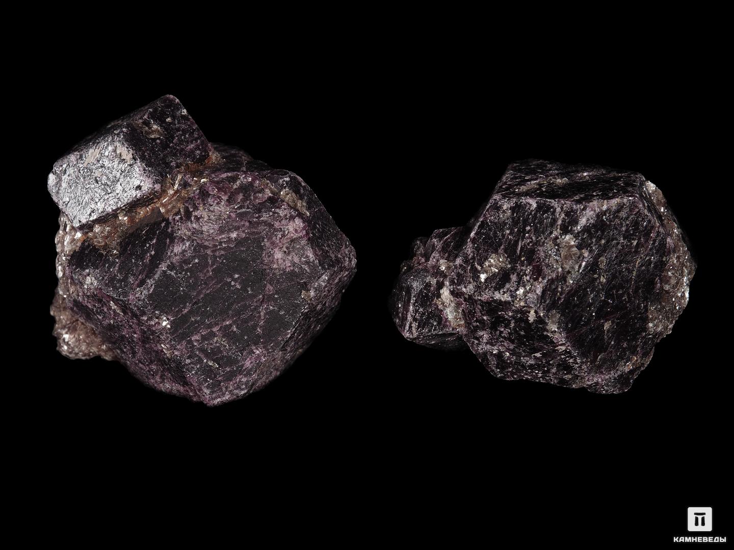 Гранат (альмандин), сросток кристаллов 4,2х3,6х3,2 см, 13198, фото 2