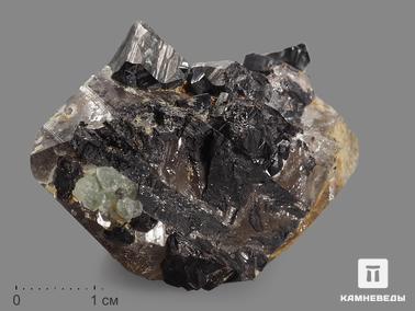 Касситерит, Дымчатый кварц, Раухтопаз. Касситерит с дымчатым кварцем (раухтопазом), сросток кристаллов 4,4х3х2,5 см