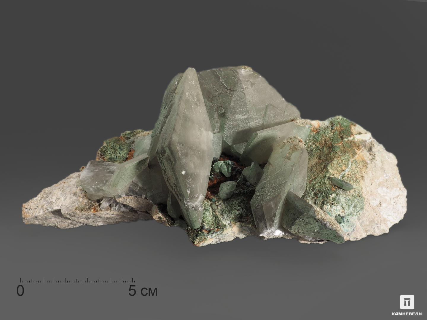 Кальцит, сросток кристаллов на породе 28,5х11х10 см хризоколла с малахитом 16 5х11х10 6 см