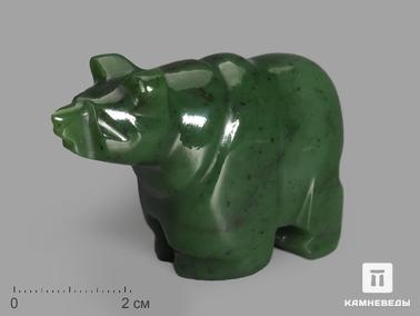 Нефрит. Медведь из нефрита, 7,2х4,7х2,8 см